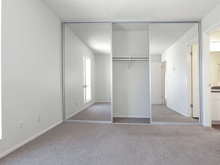 The Ray Apartments — Photo 25