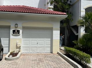 3155 NE 184th St APT 8101, Aventura, FL 33160