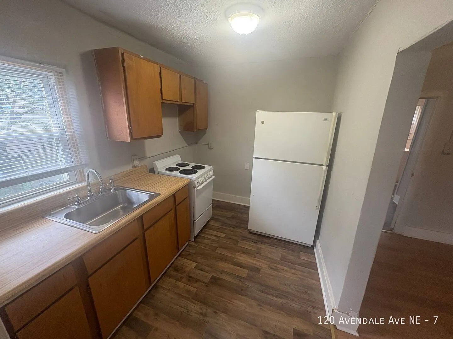 Coming Soon! 1 Bedroom | 1 Bath Home Ne Roanoke — Photo 2