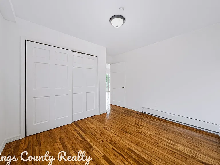 8914 S Conduit Ave #3A — Photo 6