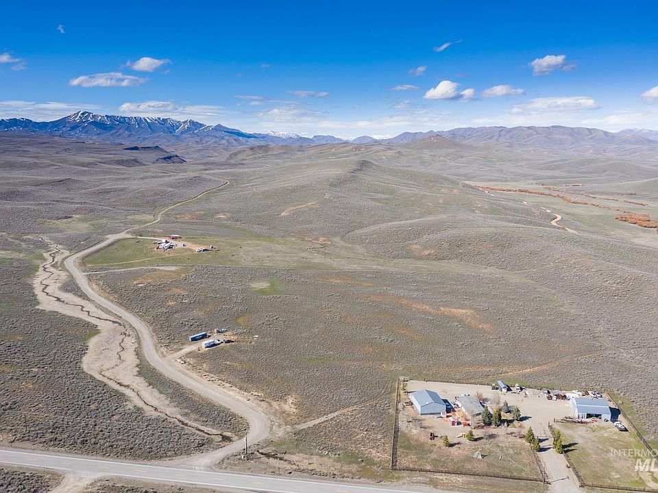 2nd image of 200 Poison Creek Rd