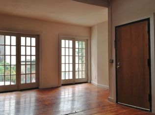 229 Church St APT 21, Philadelphia, PA 19106