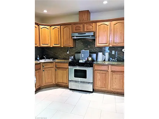 Sold by Ben Bay Realty Company of Ave U | media 22