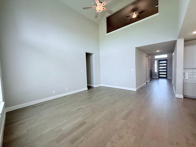 4934 Dickens Landing Dr — Photo 7