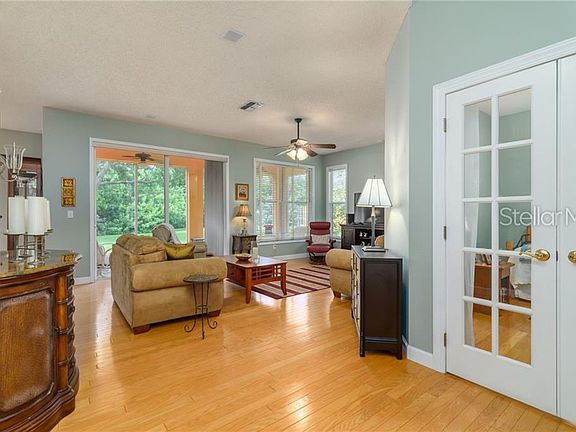 4th image of 4926 Oldham St