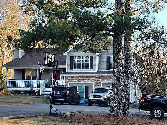 3rd image of 1717 6th Street Rd