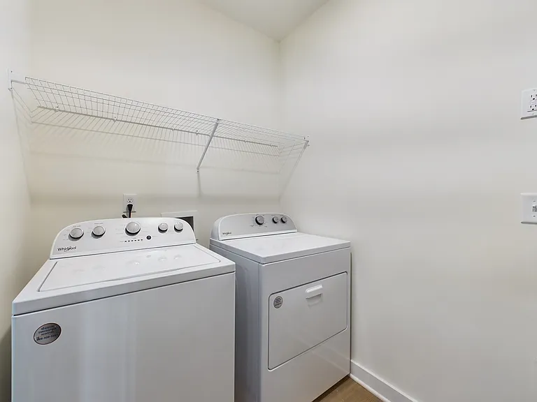 Sanctuary Bluff Apartments — Photo 55