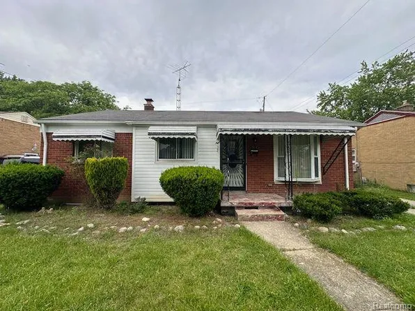 1914 Castle Ln, Flint, MI 48504