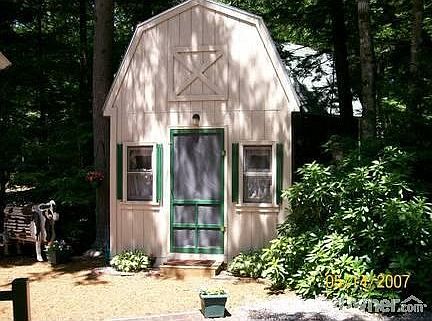 Guest/Bunkhouse : Sleeps 4 with room for extra furniture