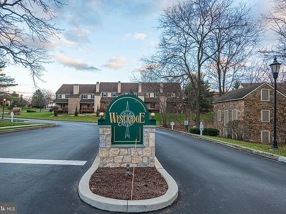 3rd image of 109 Westridge Pl S #S