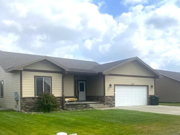 518 Jenna Ln, Garden City, KS 67846