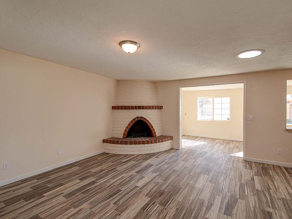 5th image of 3561 W Nightflower Pl