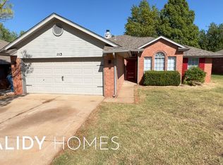 1113 Pruett Dr, Edmond, OK 73003