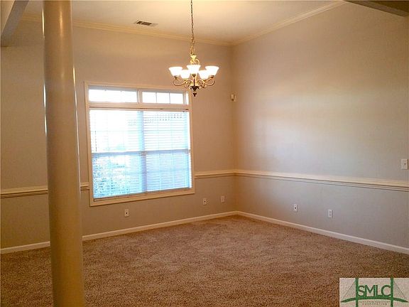5th image of 340 Flat Bush Dr