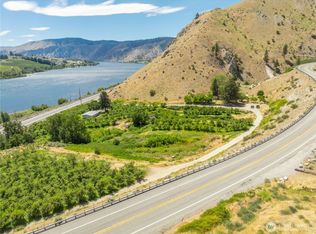 9932 Navarre Coulee Rd, Chelan, WA 98816