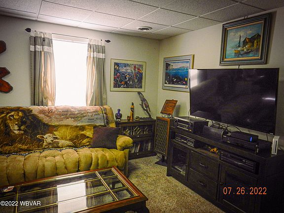 4th image of 168 Hillcrest Dr