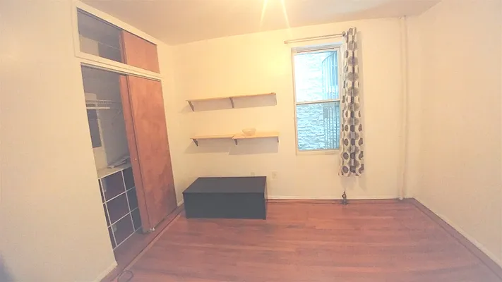 Rented by Downtown Mgt & Realty LLC | media 14