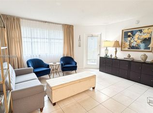 Hollywood Parc Condominiu, Hollywood, FL 33021