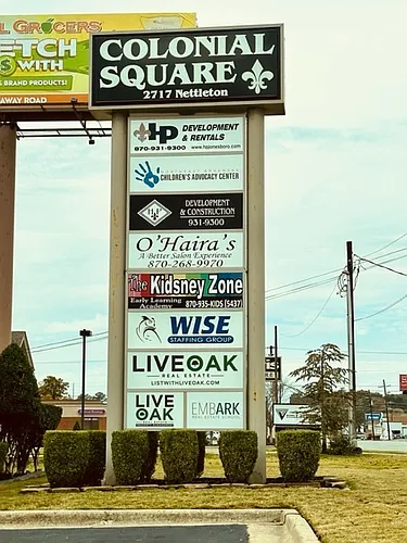 Floor plan Colonial Square - D