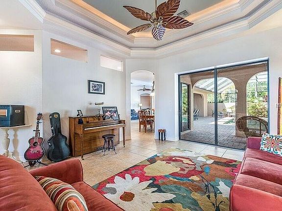 3rd image of 7825 Crest Hammock Way