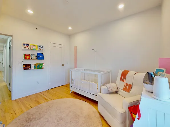 1940 Bergen Avenue image 20 of 42