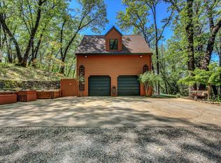 25801 Oak Forest Ct, Colfax, CA 95713