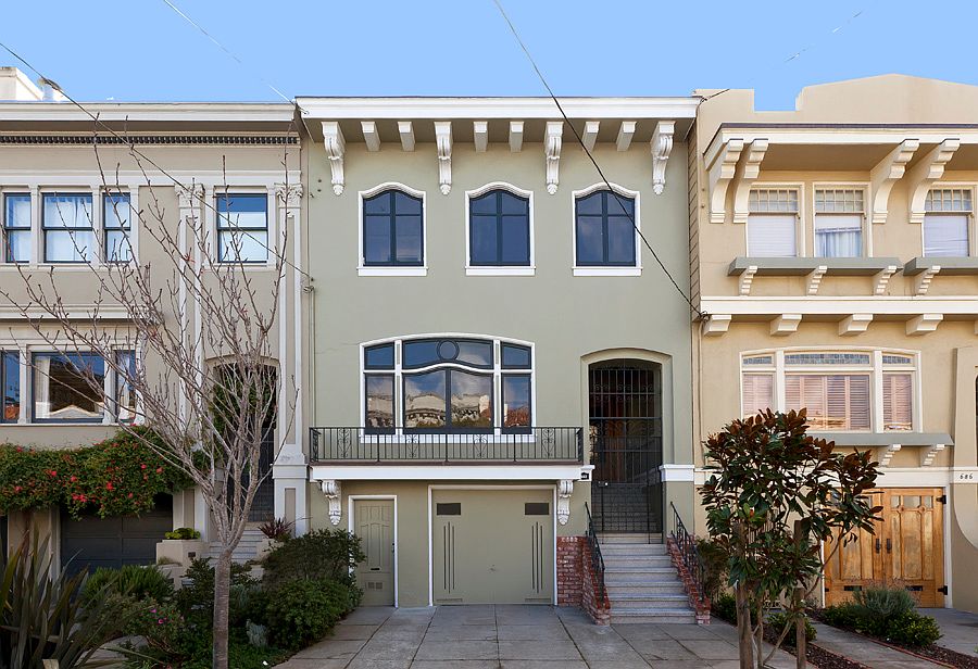 1st image of 682 12th Ave