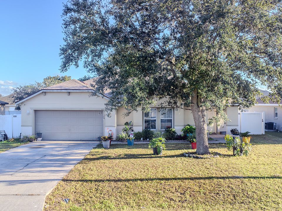 1st image of 304 Grouper Dr