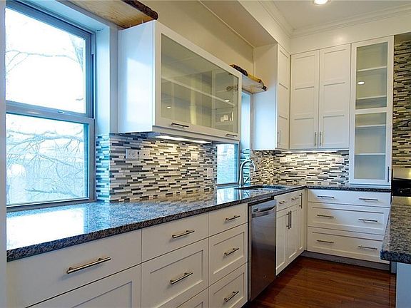 2nd image of 2209 Curtis Ave #B