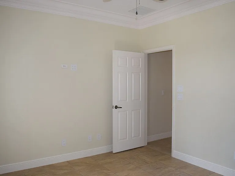 10160 SW Canossa Way — Photo 29