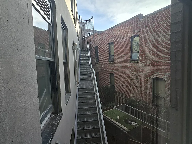 333 Carrall St #401 — Photo 6