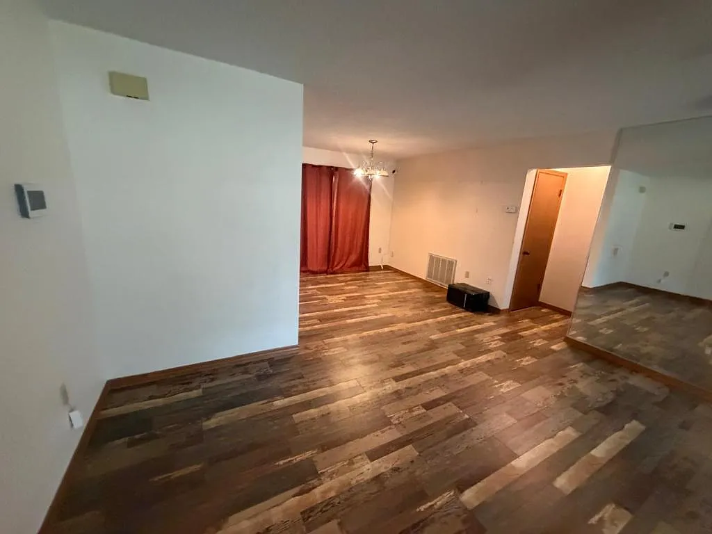 7411 Dundee Way — Photo 3