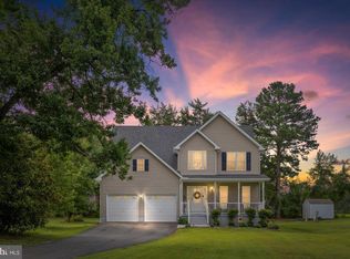 29 Holly Corner Rd, Fredericksburg, VA 22406