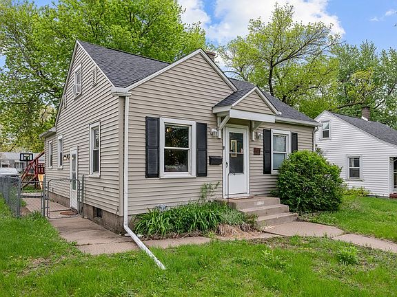 2nd image of 3433 Fillmore St