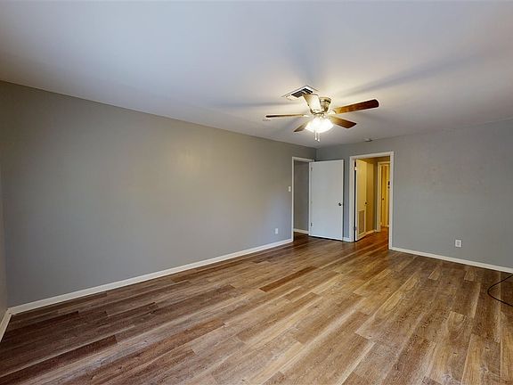 5th image of 11 Juniper Ln
