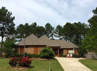 136 Hemlock Ln, Madison, MS 39110