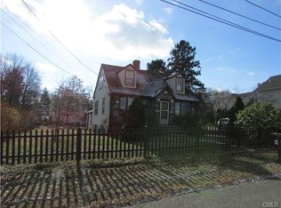 86 Wilson Ave, Trumbull, CT 06611