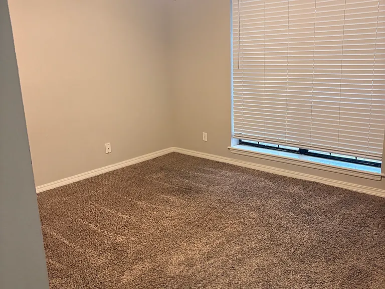 827 Hardy Springs Cir #B — Photo 21