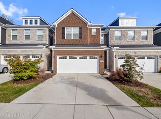 22520 Osprey Dr, Novi, MI 48375