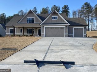 1409 Willowbend Pl, Monroe, GA 30655