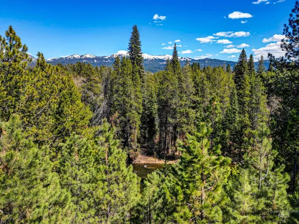 14018 Comfort Rd, McCall, ID 83638