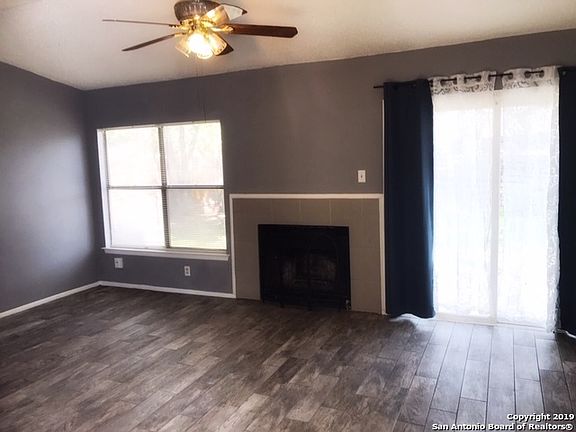 4th image of 11766 Spring Dale Dr