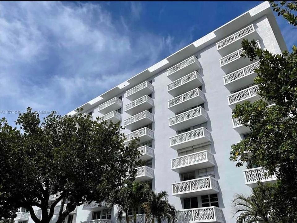 1st image of 1020 Meridian Ave APT 311