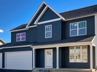 94 Crabapple Dr, Cortland, IL 60112