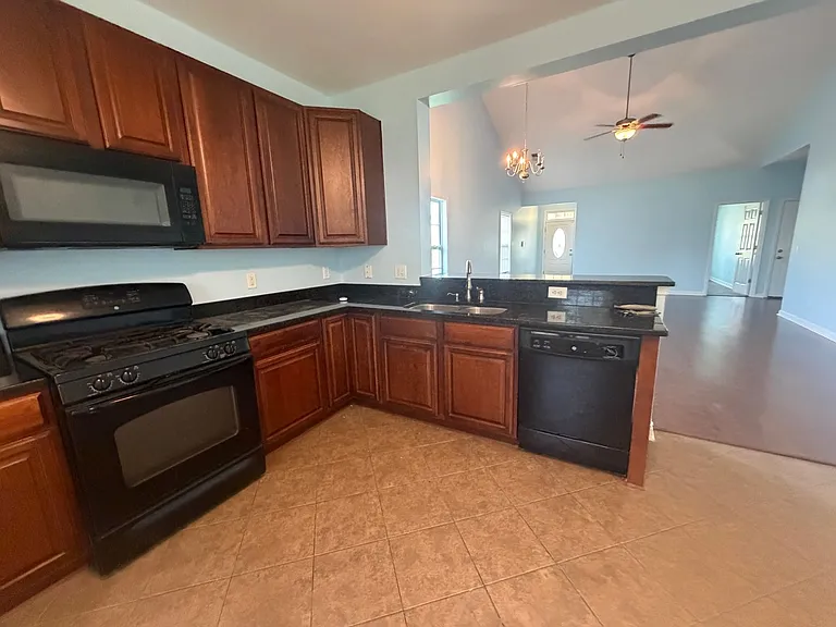 3665 Galloway Ln — Photo 11