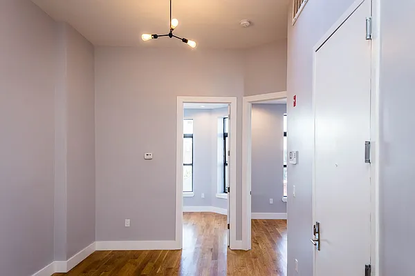 Rented by Nooklyn NYC LLC | media 40