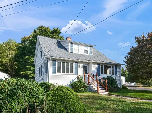 7 Boyce St, Worcester, MA 01603