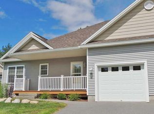 56 Highland Ridge Dr #14, Hampden, ME 04444