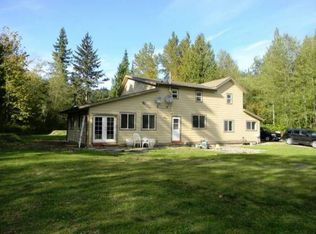 9000 Cross Creek Rd, Sumas, WA 98295