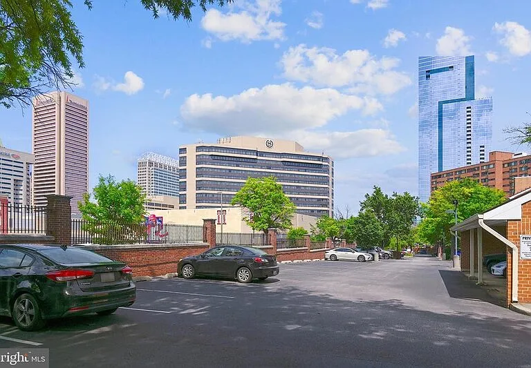 409 S Sharp St #R-5 — Photo 17